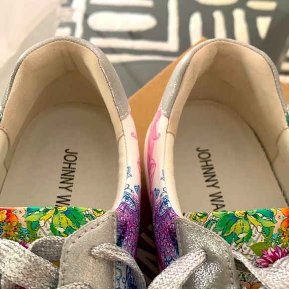 Womens JOHNNY WAS dreamer sneaker Sz10 - Picture 6 of 9